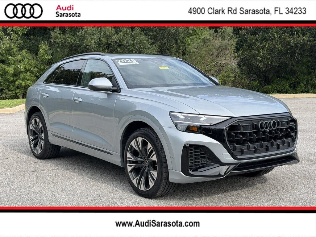 2025 AUDI Q8