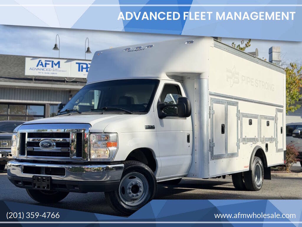 2019 FORD E-450