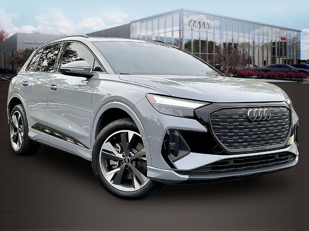 2024 AUDI Q4