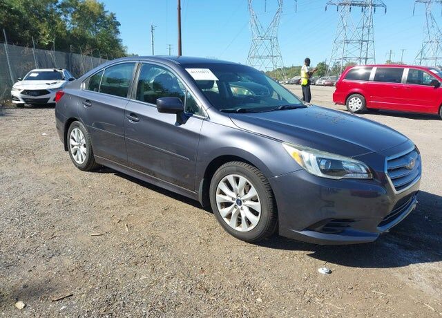 2015 SUBARU Legacy