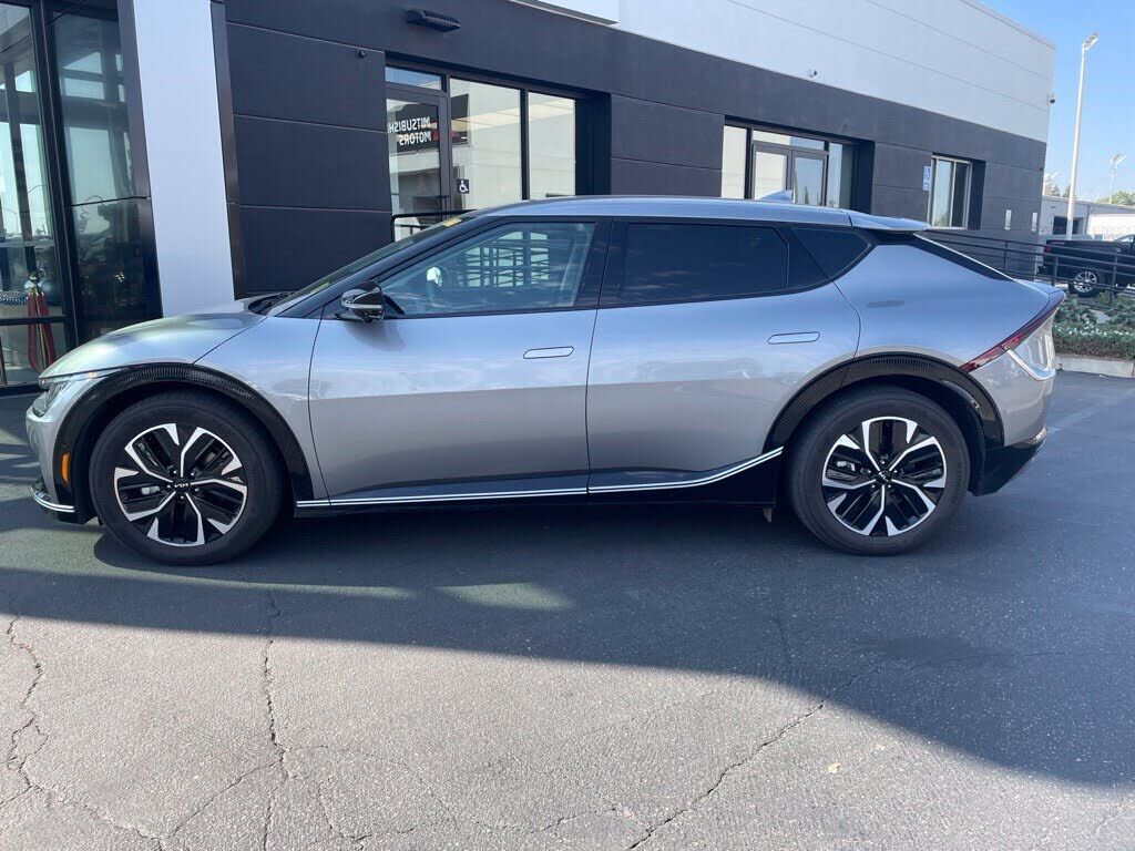 2022 KIA EV6