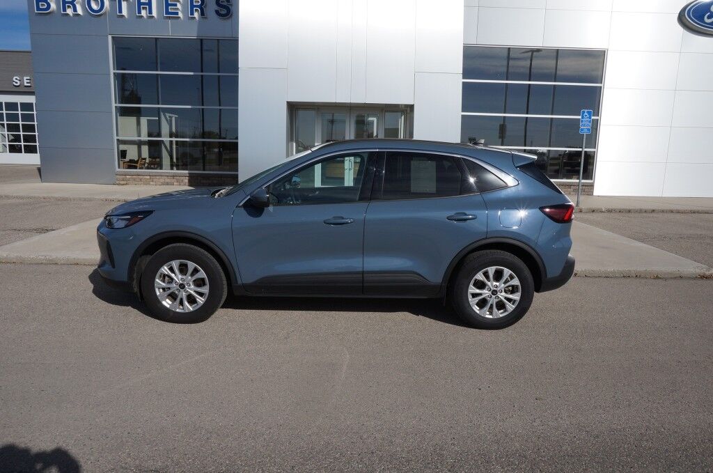 2024 FORD Escape