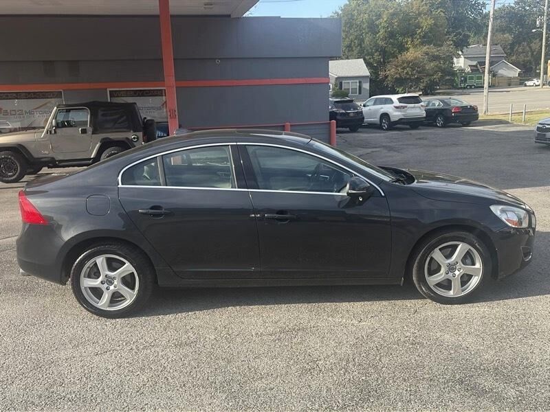2013 VOLVO S60