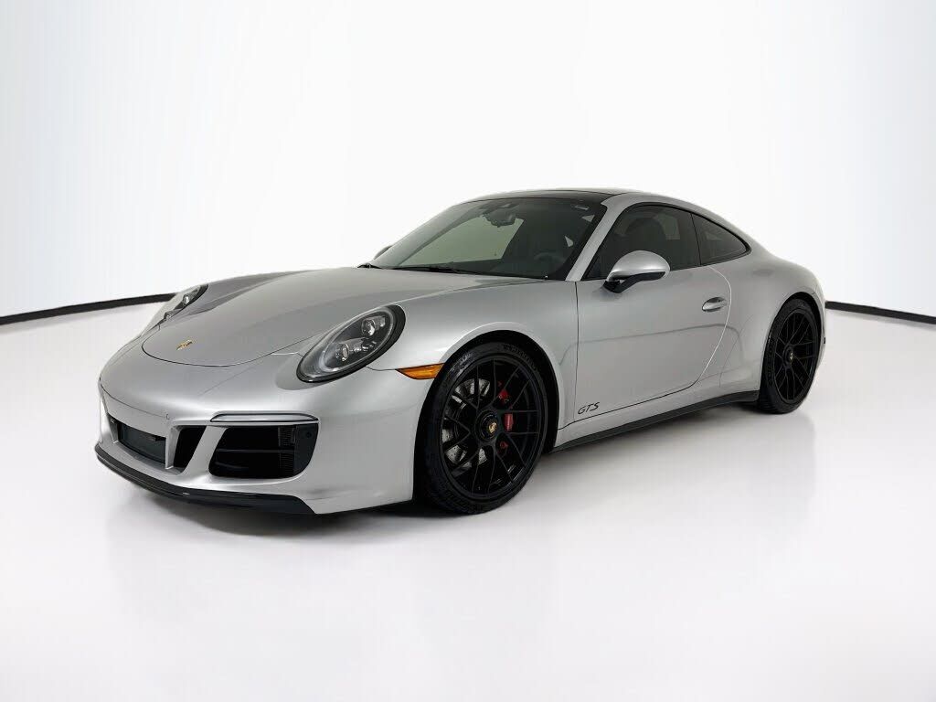 2019 PORSCHE 911