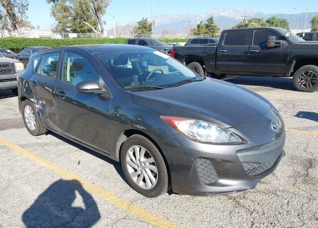 2012 MAZDA Mazda3