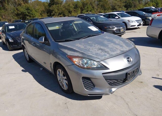 2012 MAZDA Mazda3