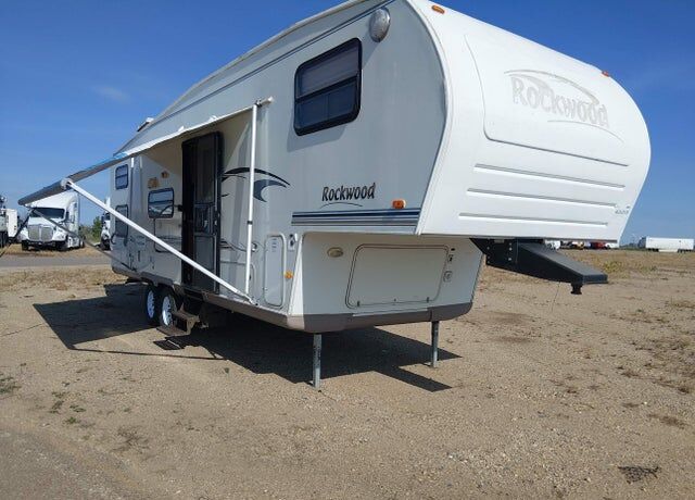 2004 FOREST RIVER Real-lite / Rockwood Lite Weight Trailers