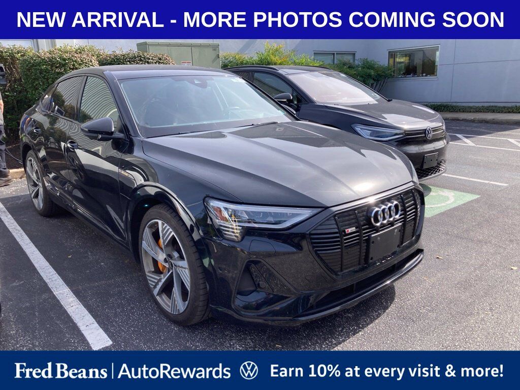 2023 AUDI e-tron