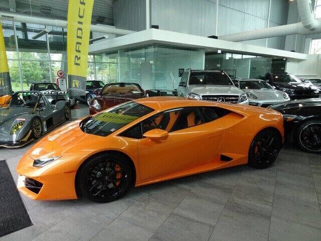 2017 LAMBORGHINI Huracan