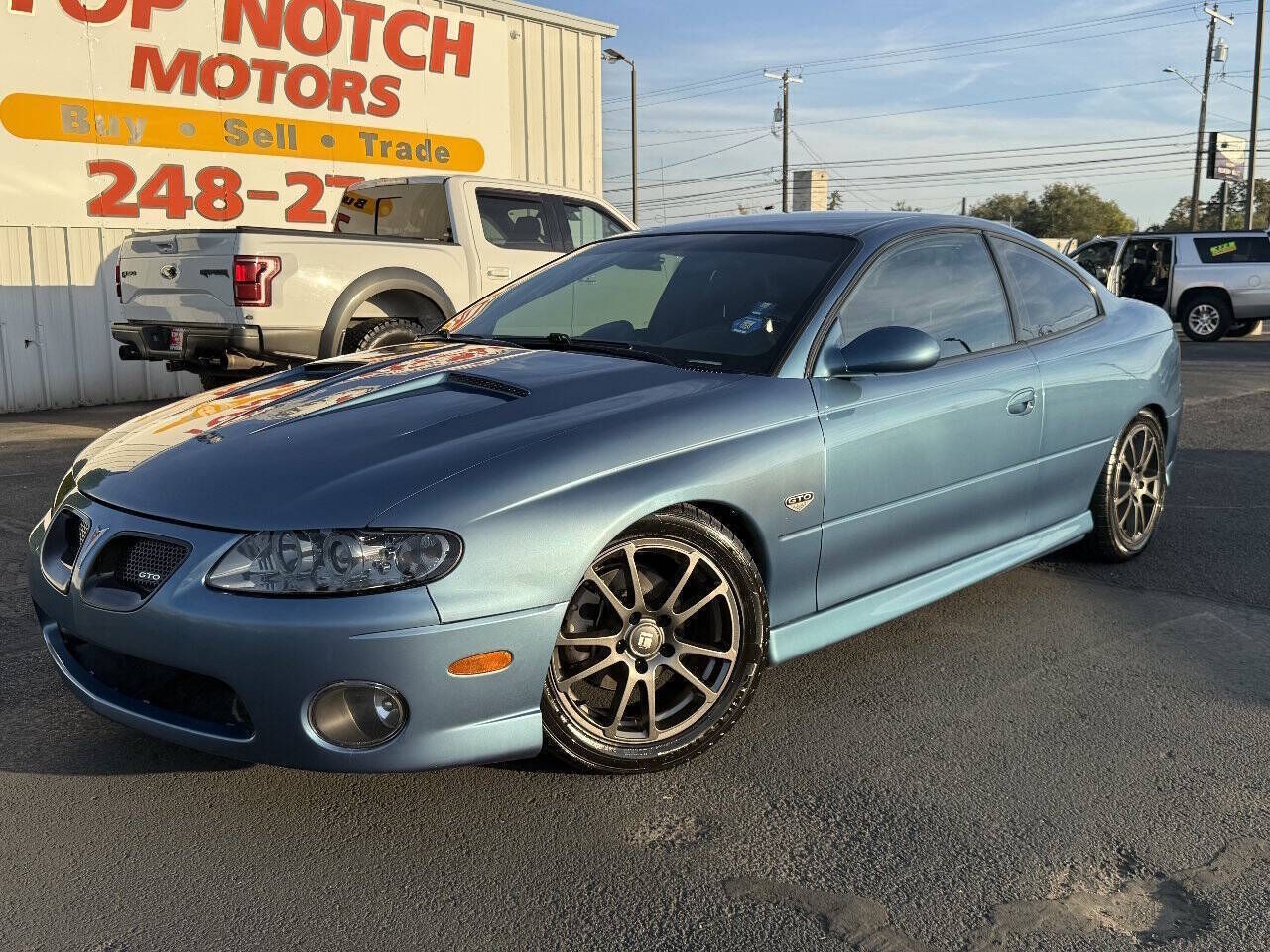 2004 PONTIAC GTO