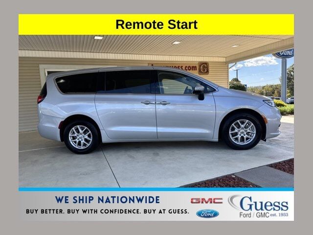 2023 CHRYSLER Pacifica
