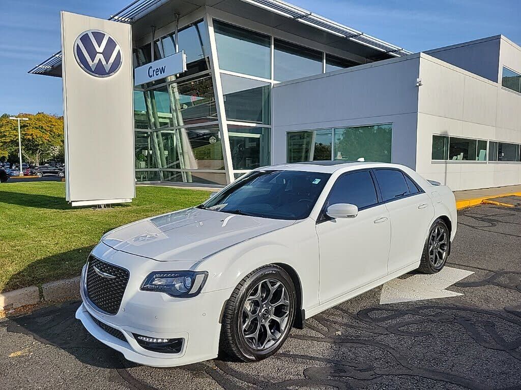 2018 CHRYSLER 300