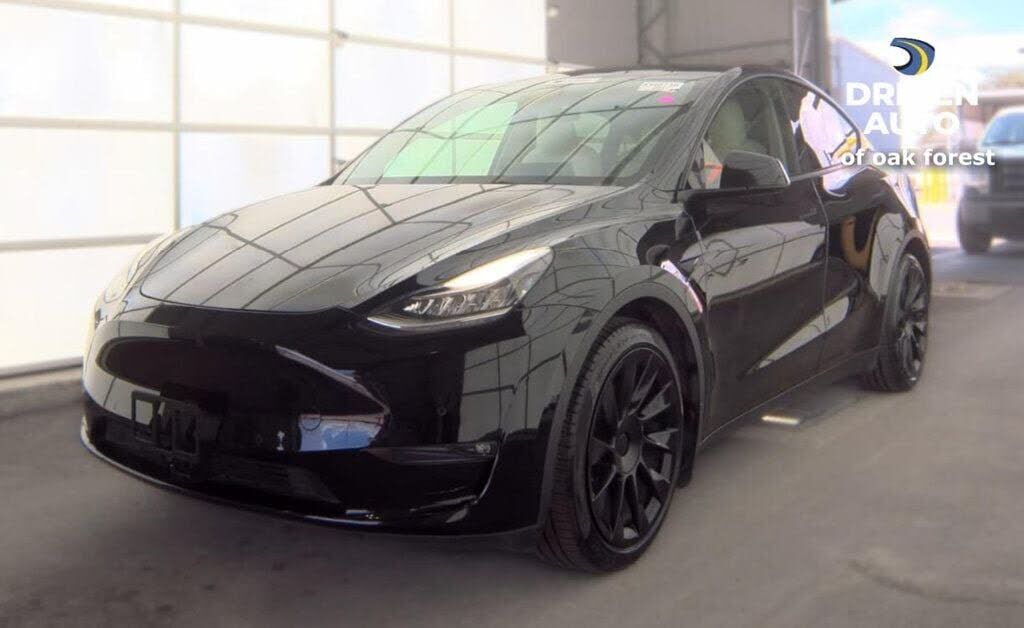 2022 TESLA Model Y