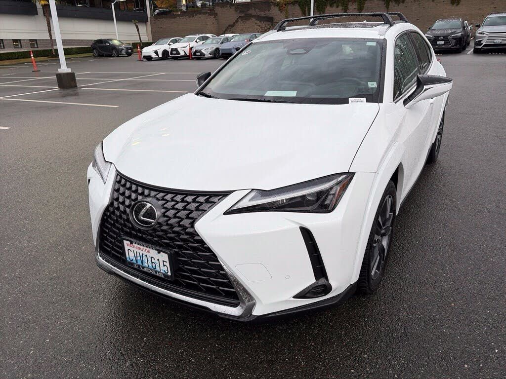 2026 LEXUS UX