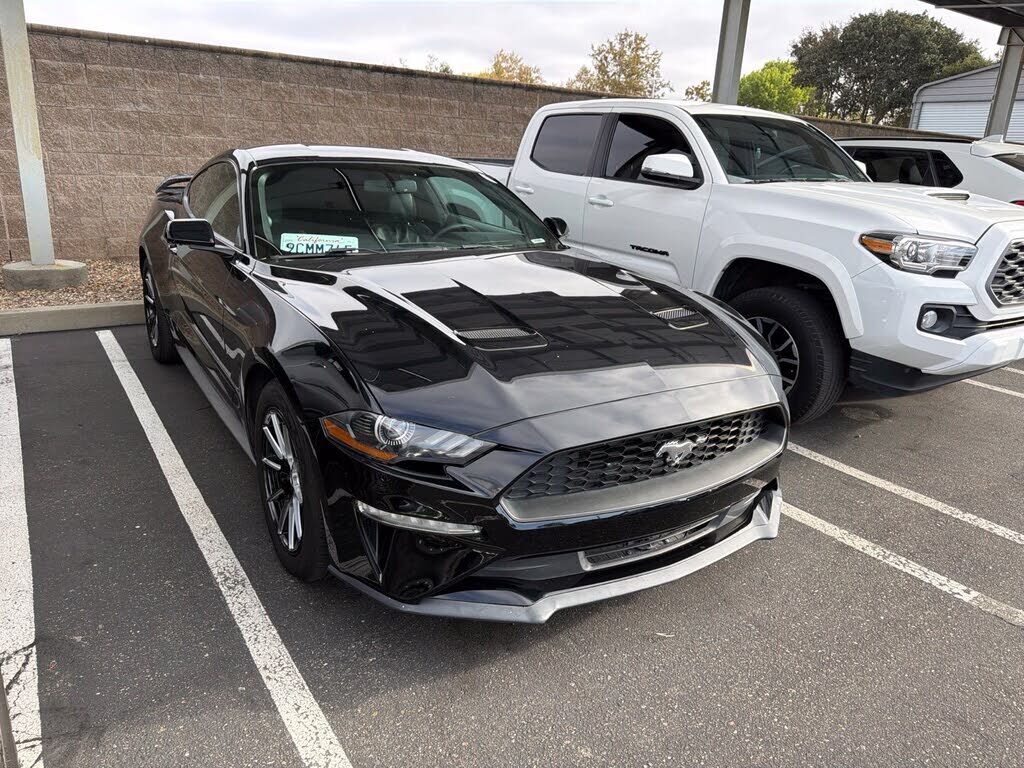 2018 FORD Mustang