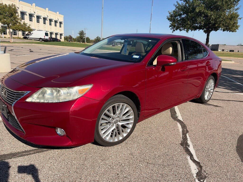 2013 LEXUS ES