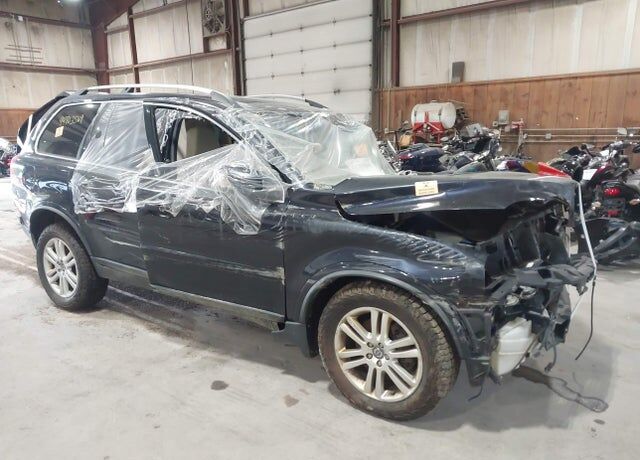 2011 VOLVO XC90