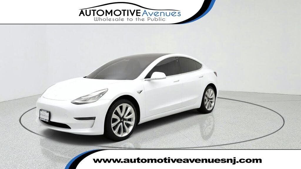 2018 TESLA Model 3
