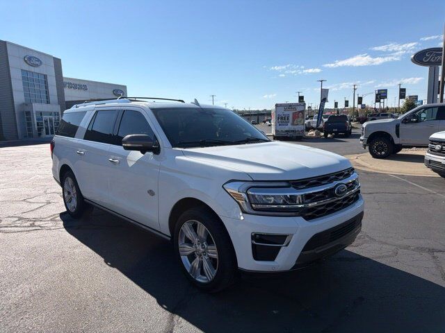 2022 FORD Expedition