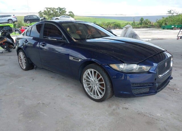 2017 JAGUAR XE