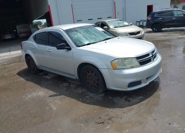 2011 DODGE Avenger
