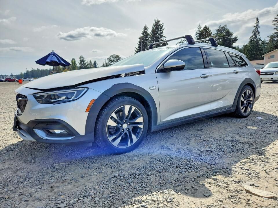 2018 BUICK Regal TourX