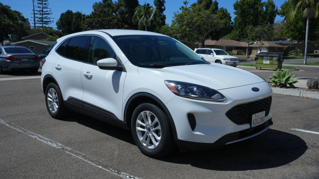 2021 FORD Escape