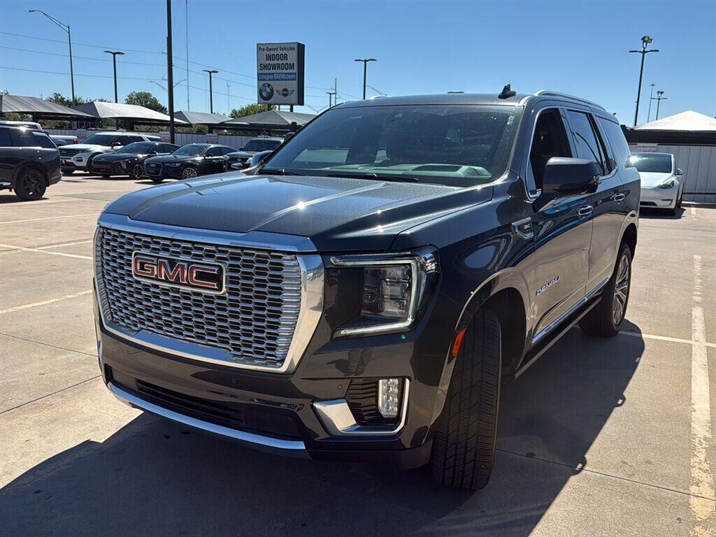 2022 GMC Yukon