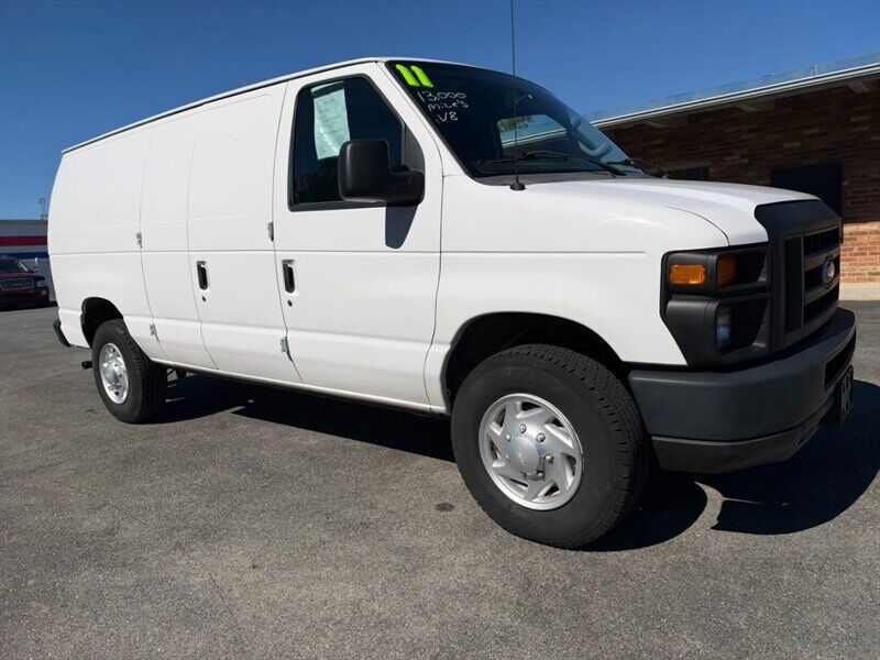 2011 FORD E-250