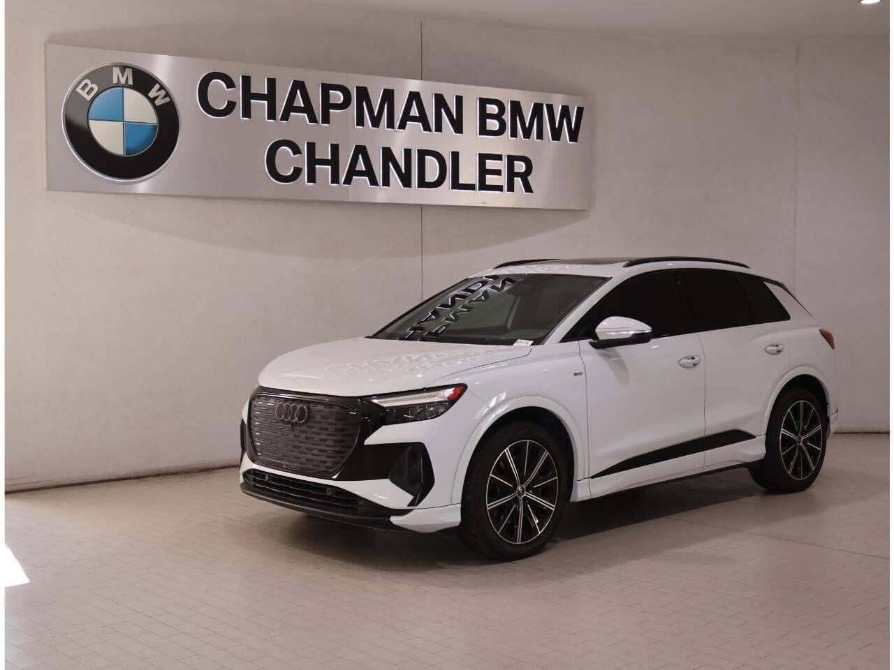 2022 AUDI Q4