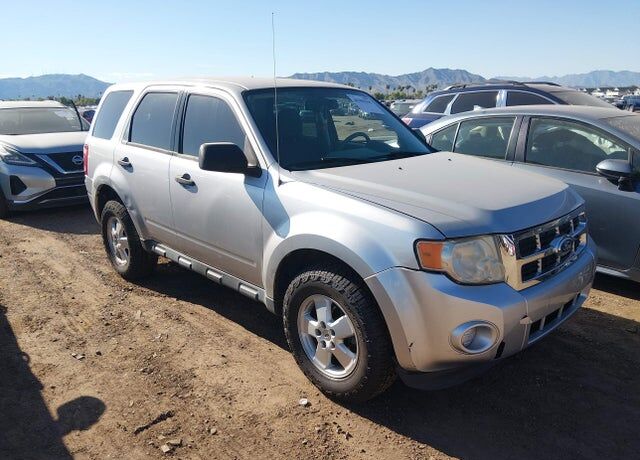 2011 FORD Escape