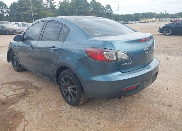 2011 MAZDA Mazda3