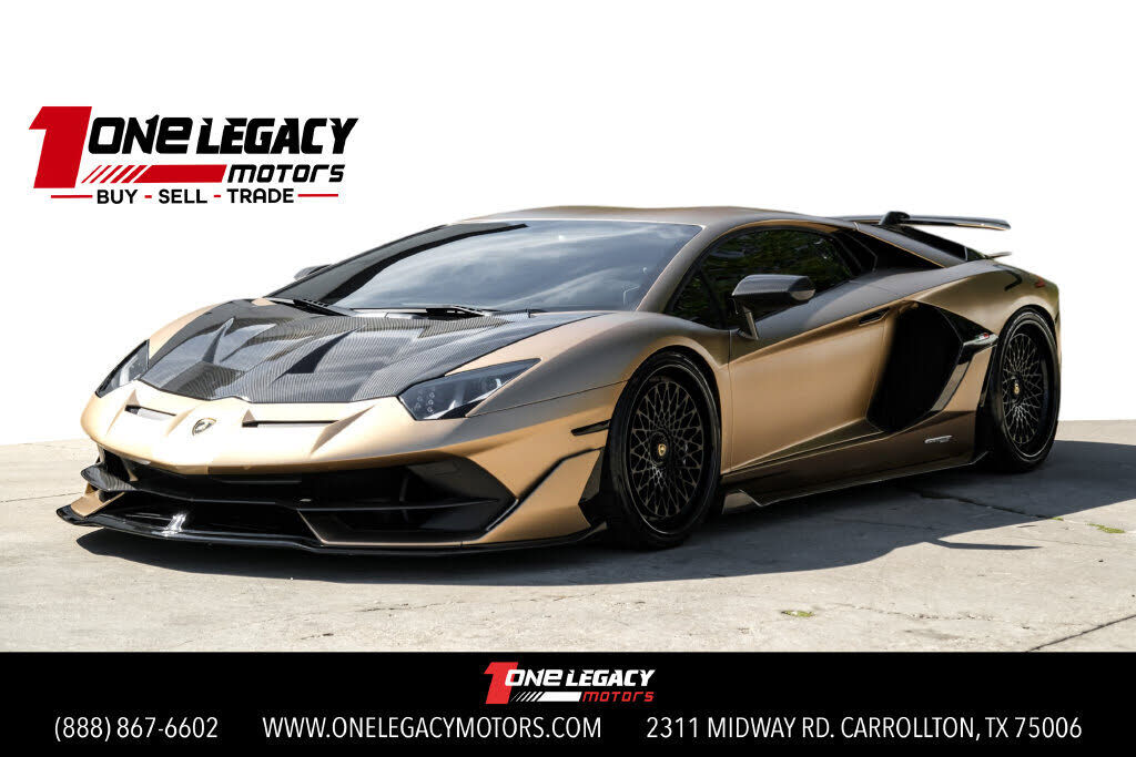 2020 LAMBORGHINI Aventador