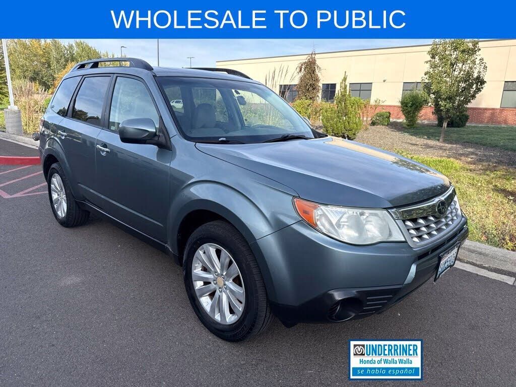 2012 SUBARU Forester