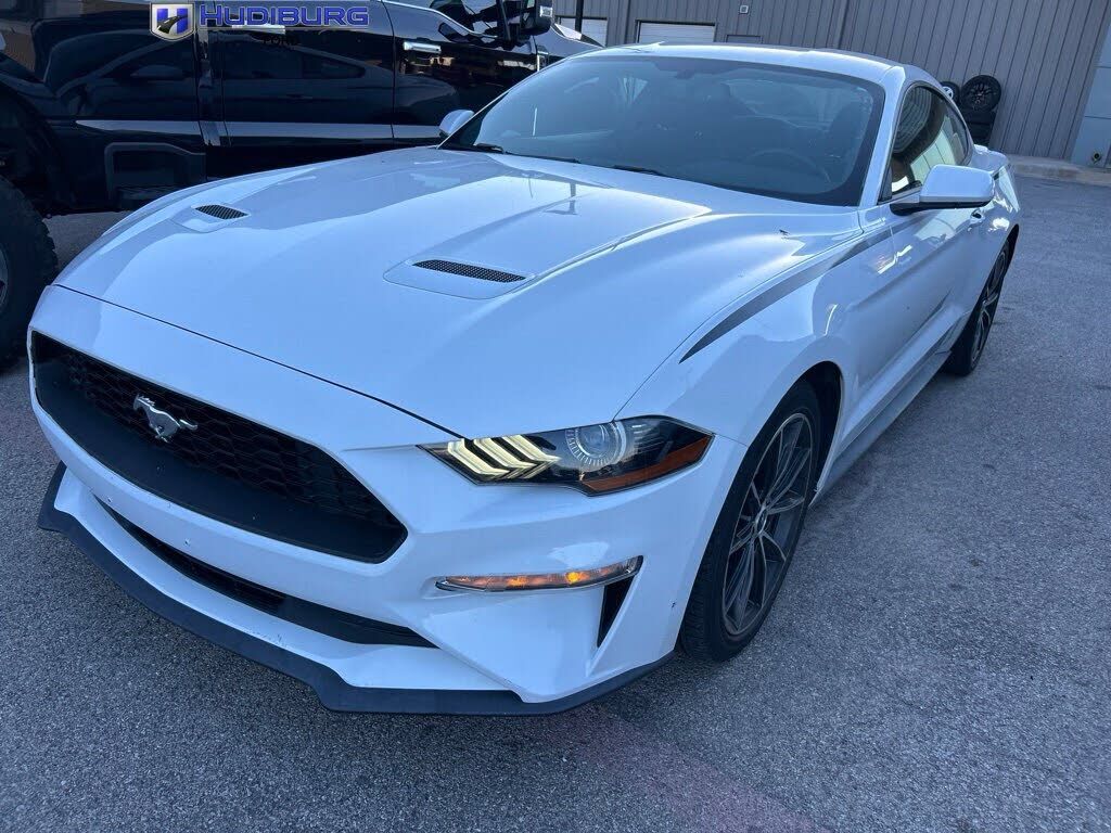 2019 FORD Mustang