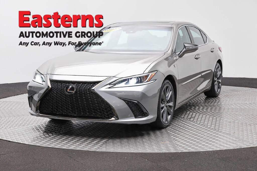 2019 LEXUS ES