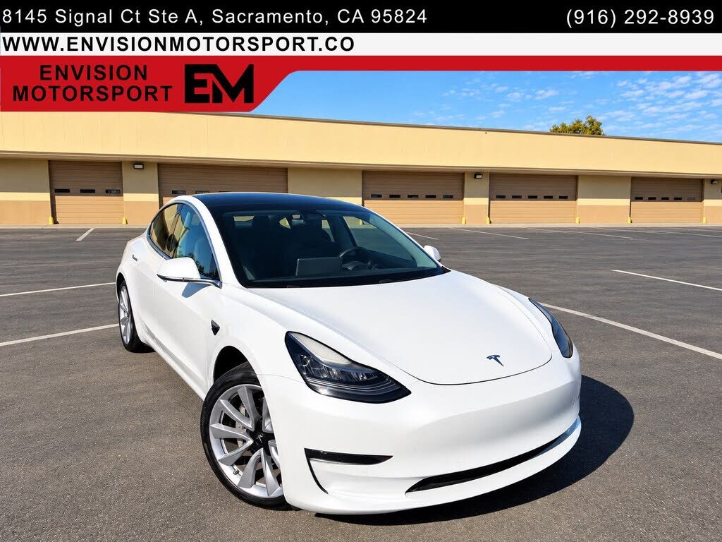 2020 TESLA Model 3