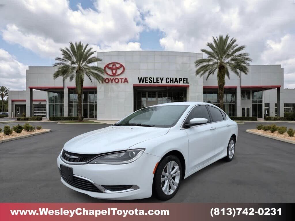 2016 CHRYSLER 200