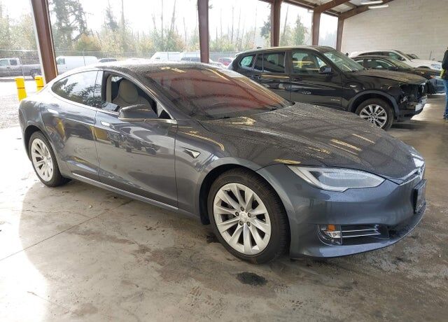 2017 TESLA Model S