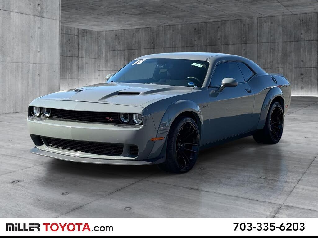 2018 DODGE Challenger