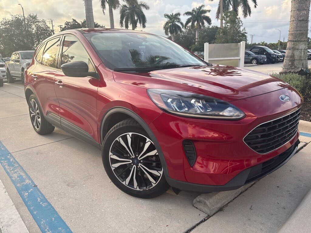 2022 FORD Escape