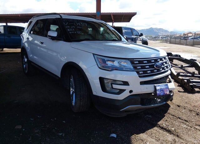 2017 FORD Explorer