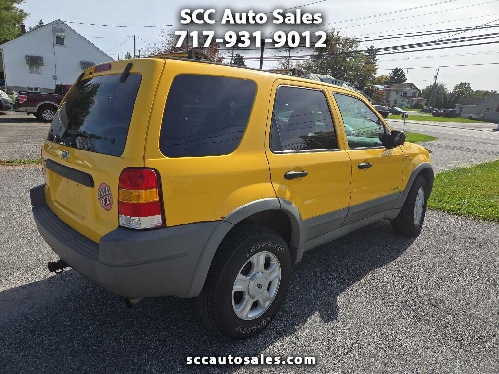 2002 FORD Escape