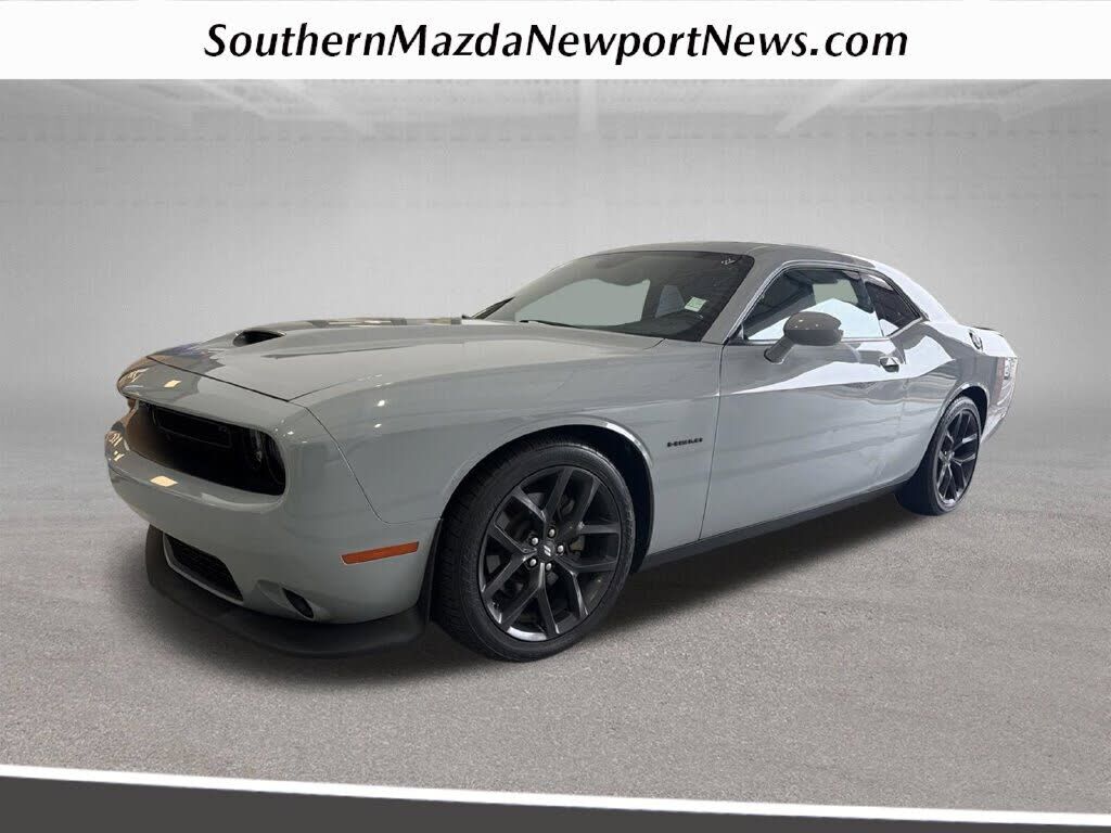 2022 DODGE Challenger