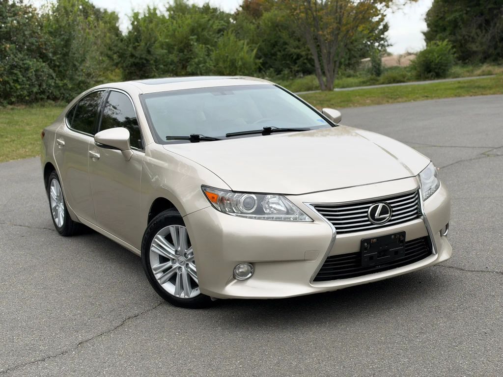 2015 LEXUS ES