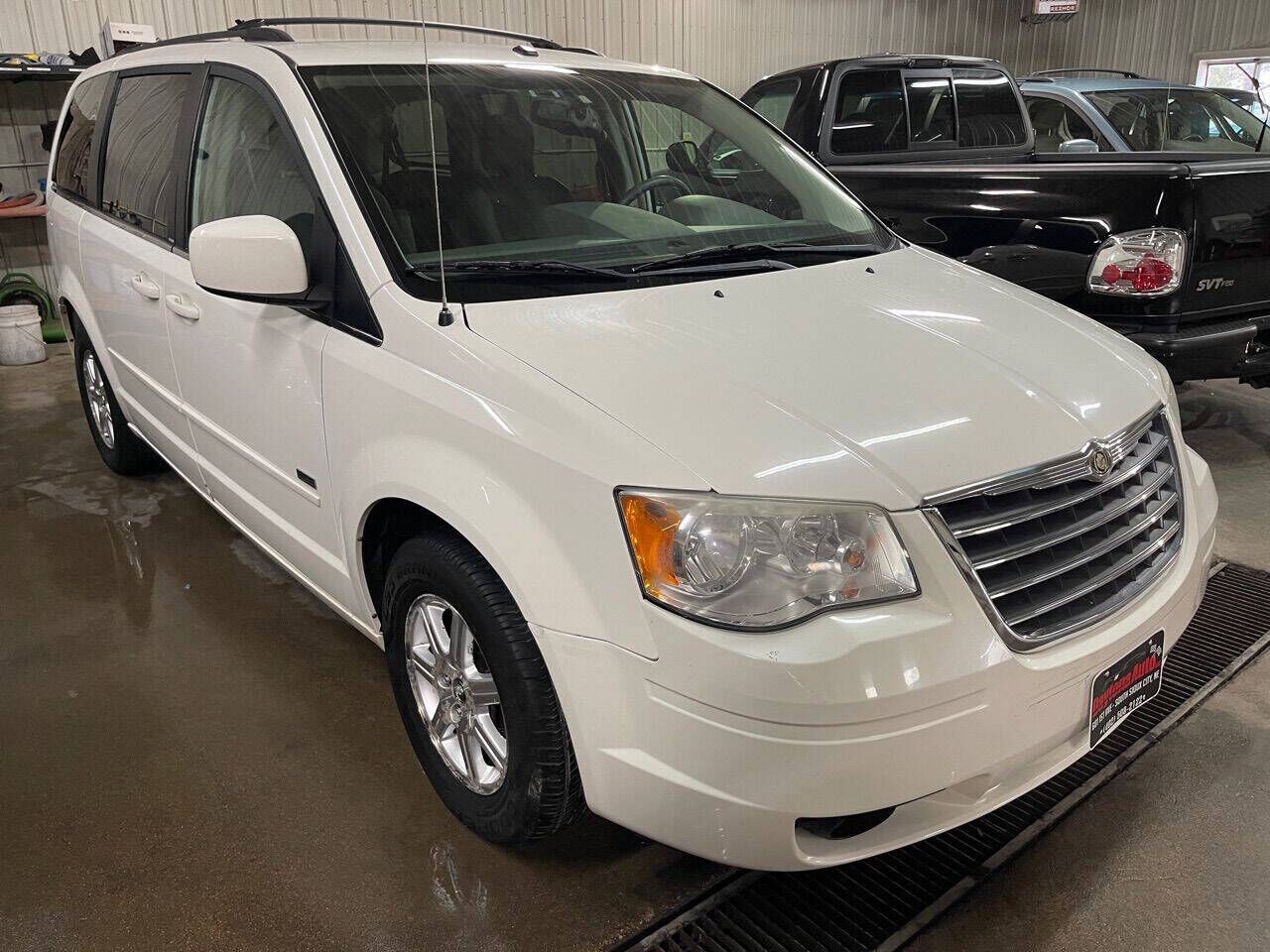 2008 CHRYSLER Town and Country