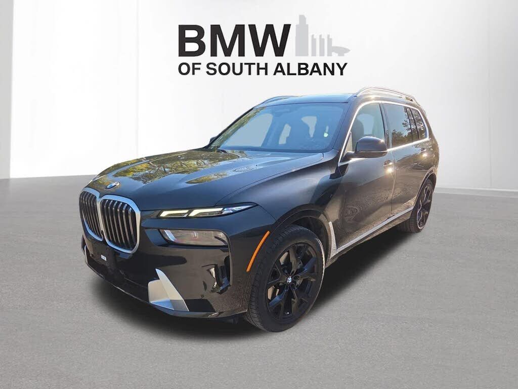 2025 BMW X7