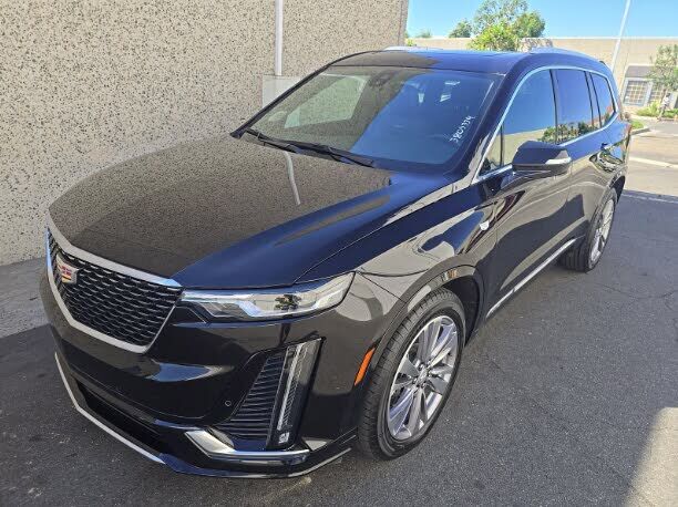 2025 CADILLAC XT6