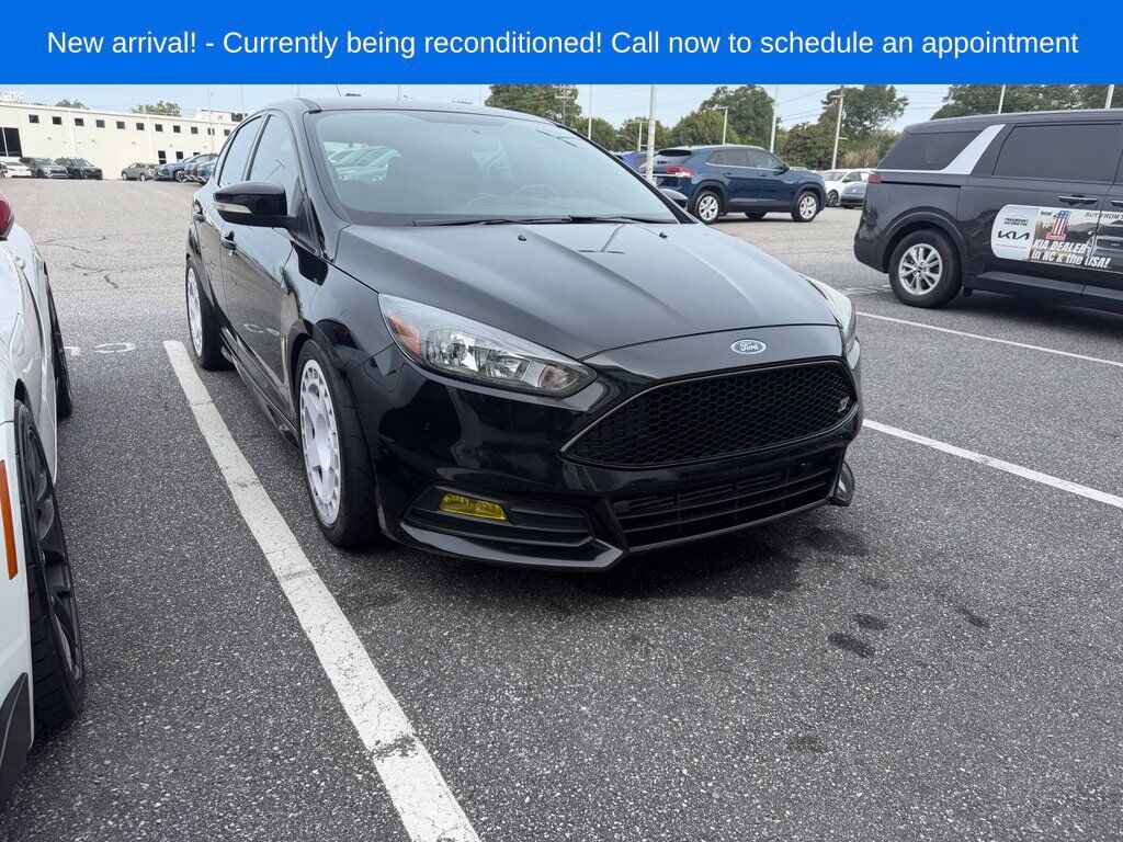 2018 FORD Focus