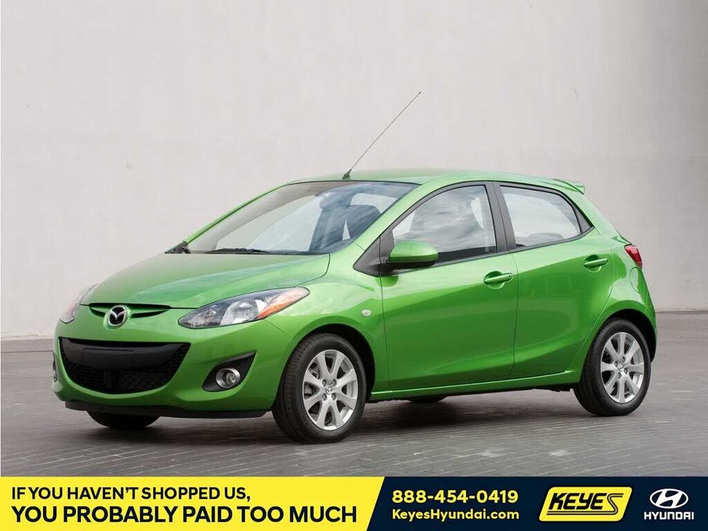 2013 MAZDA Mazda2